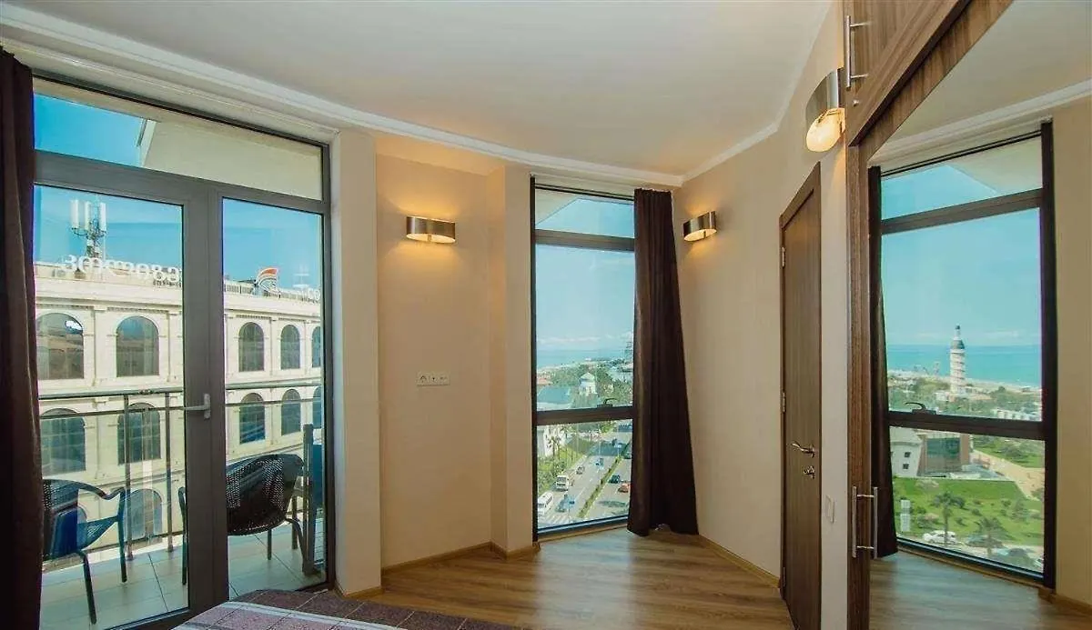 Royal Apartments Батуми
