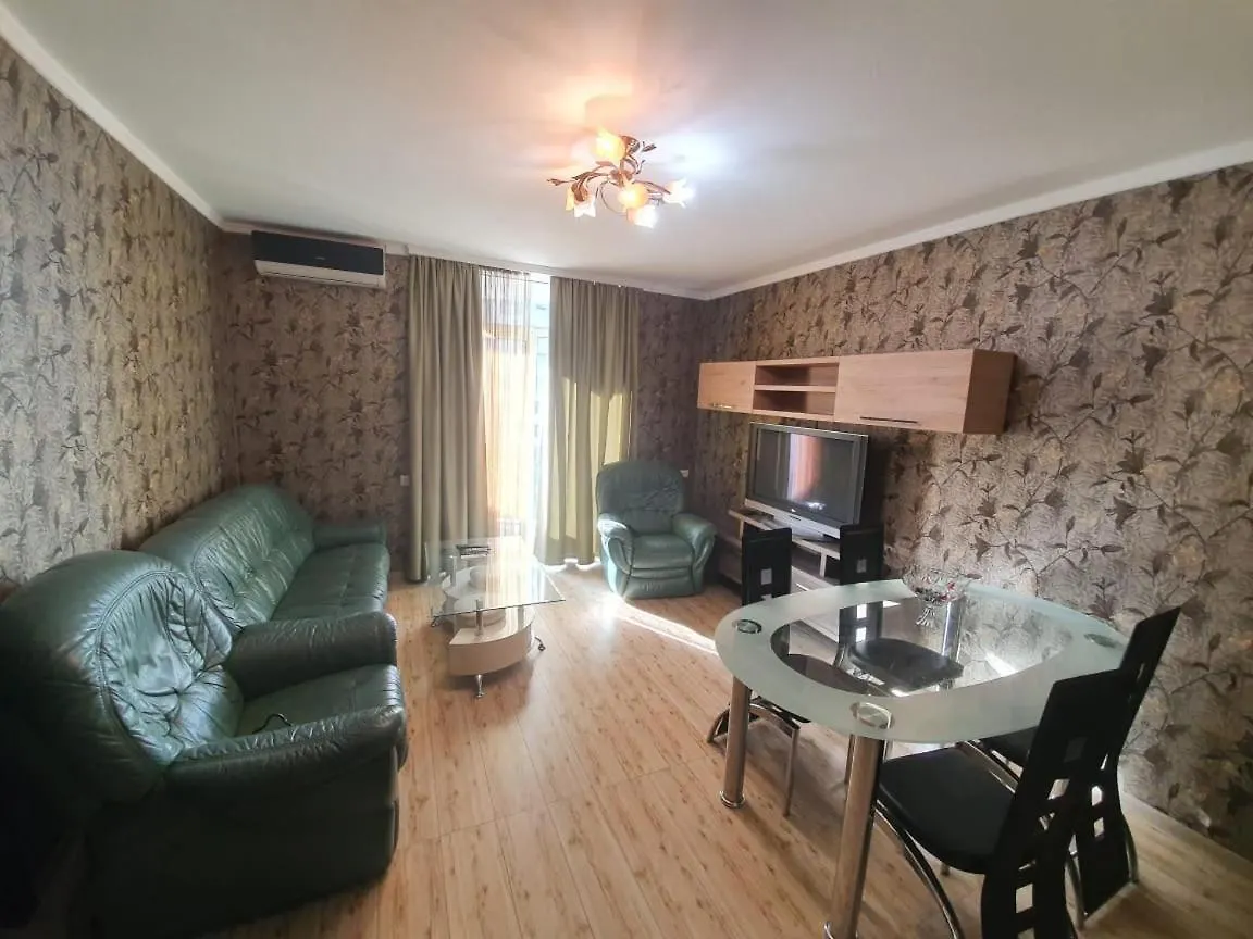 Royal Apartments Батуми 0*,